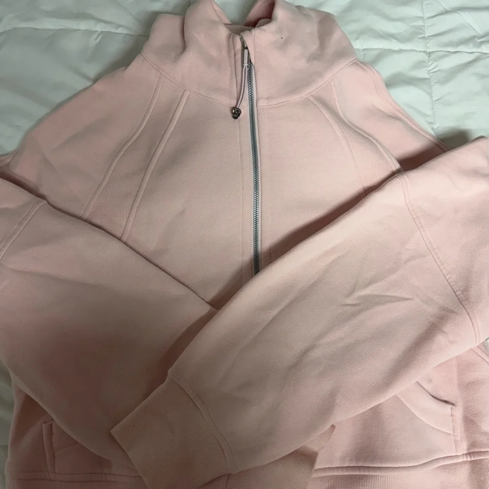 Lululemon Cropped Scuba Pink Jacket - Picture 2 of 2